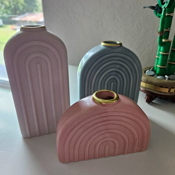 3 Piece Set of Bud Vases Pastel Pink Blue Cream - Picture 4 of 5